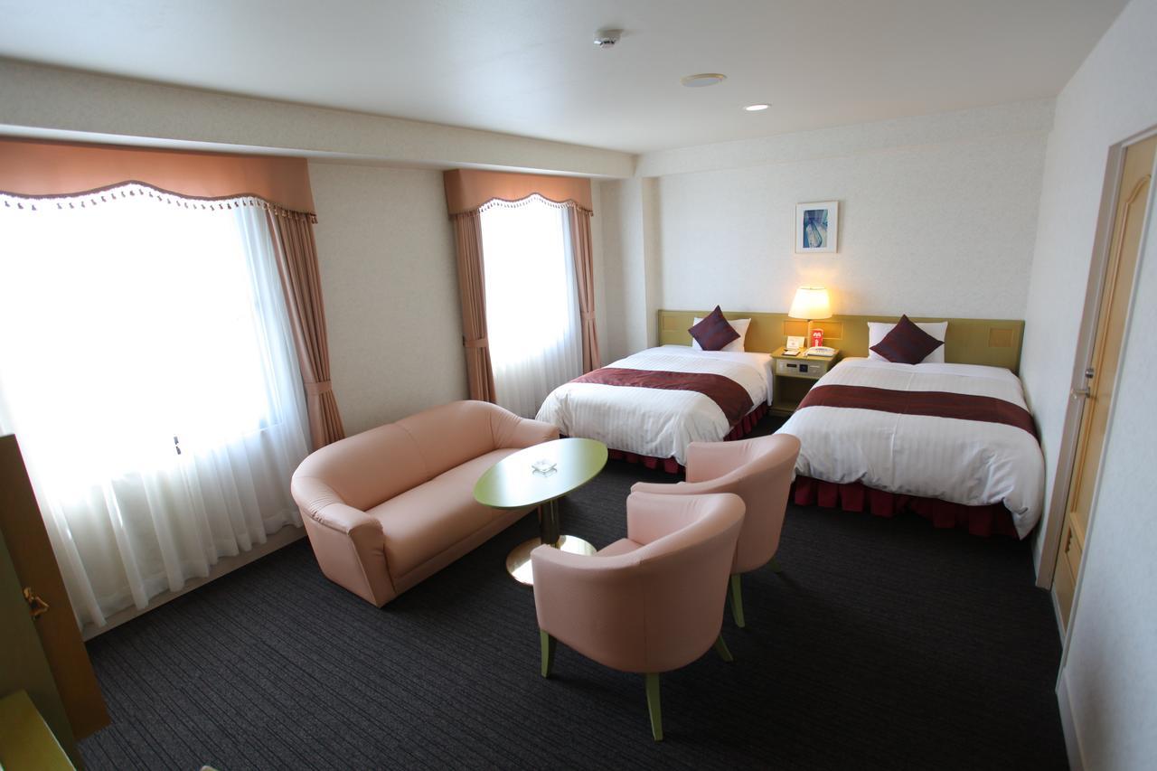Hotel Verfort Hyuga Ngoại thất bức ảnh